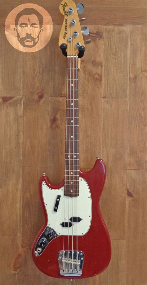 left handed fender mustang bass.